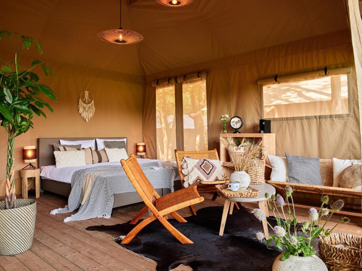 Zatoria Luxury Glamping Zator Exterior foto